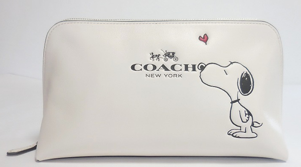 コーチとスヌーピーがコラボレーションしたポーチやバッグが可愛い コーチ アウトレット通販ブランドスクエア Coachバッグ財布の本物が激安