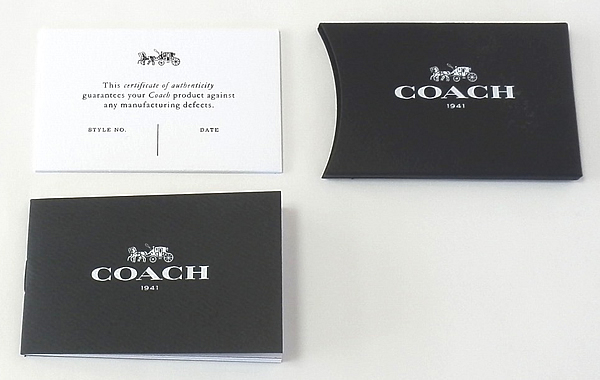 COACH 1941 証明書と冊子