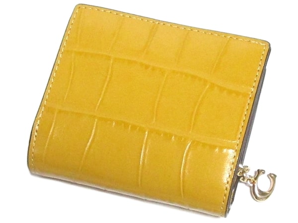 コーチ 二つ折財布C6092黄色 背面